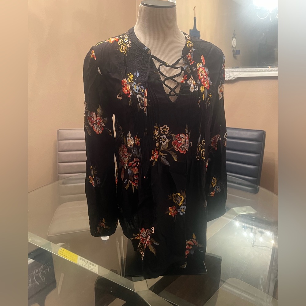 Old Navy size medium black floral, women’s long sleeve blouse tie in front